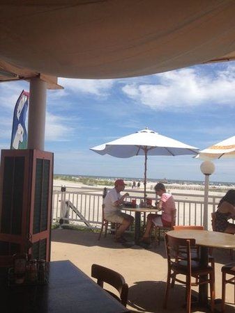 Anthony's Pizzeria & Ice Cream Parlor